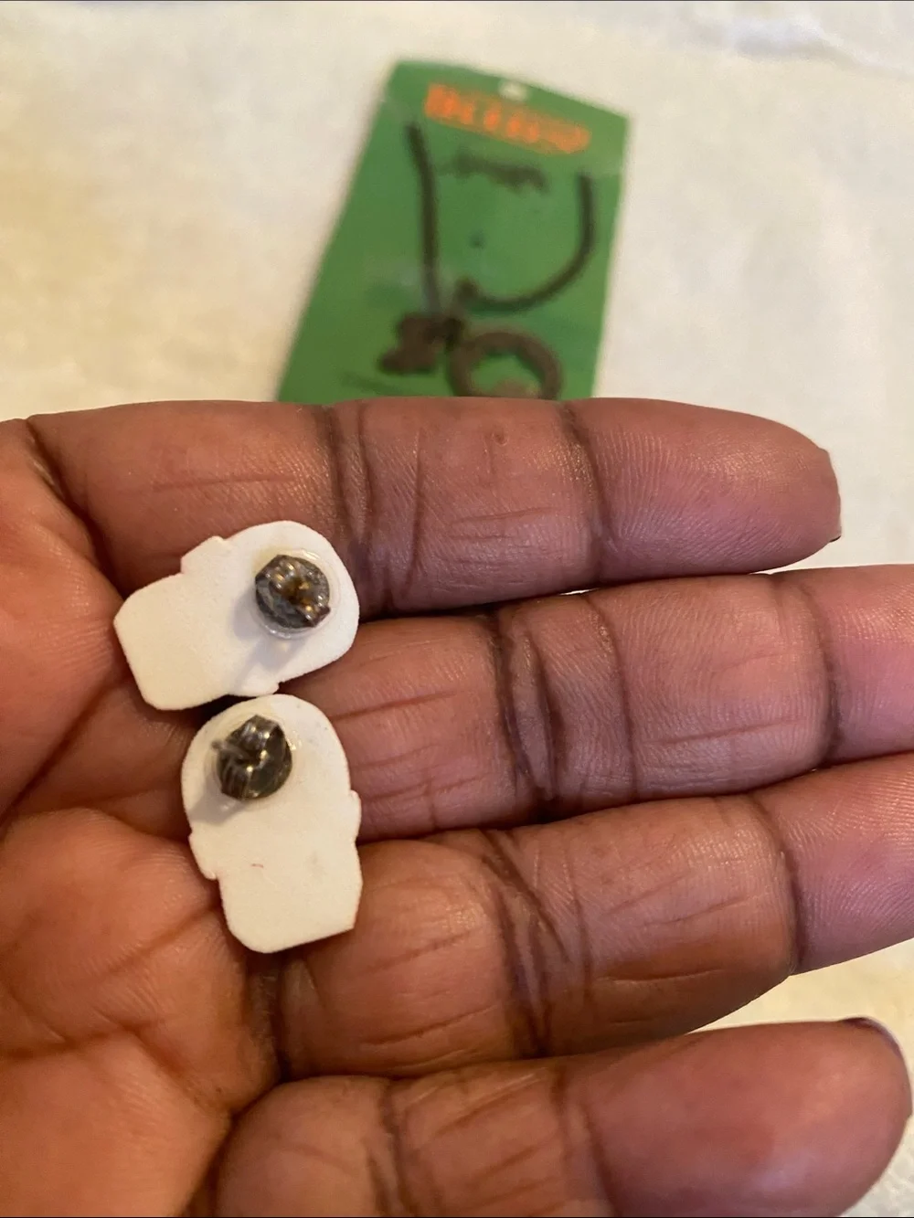 Children jewelry set with necklace and earrings